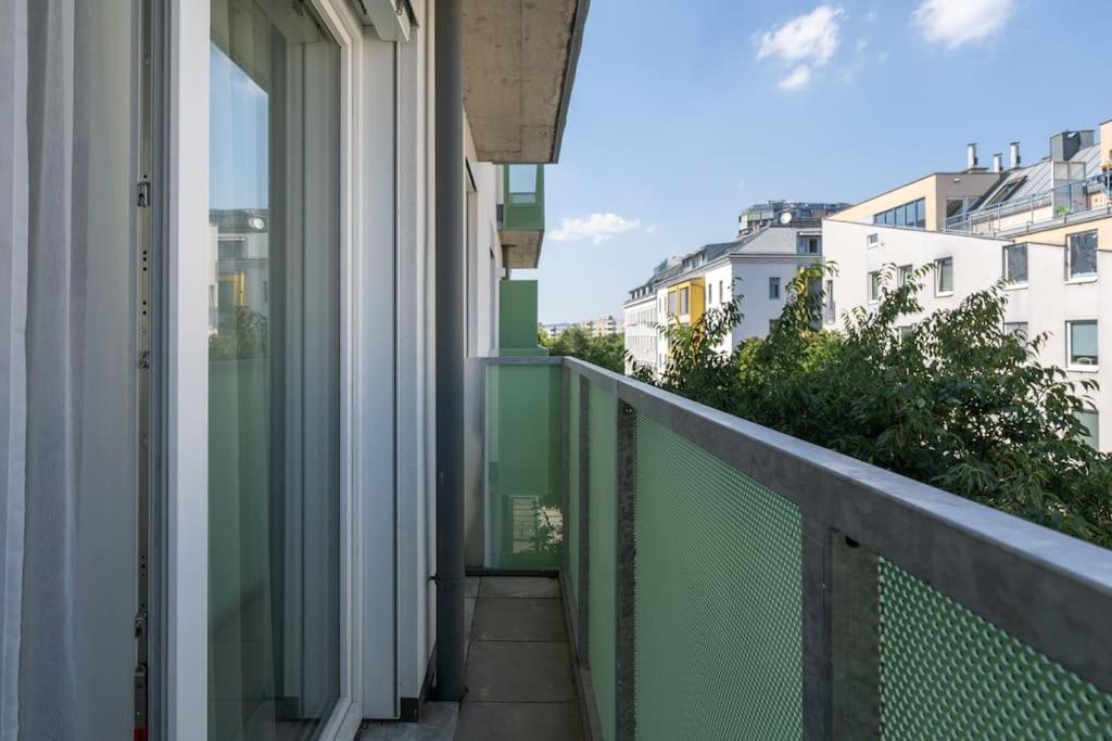 Urban 1Br Retreat, Easy City Link By Hm Wien Eksteriør bilde